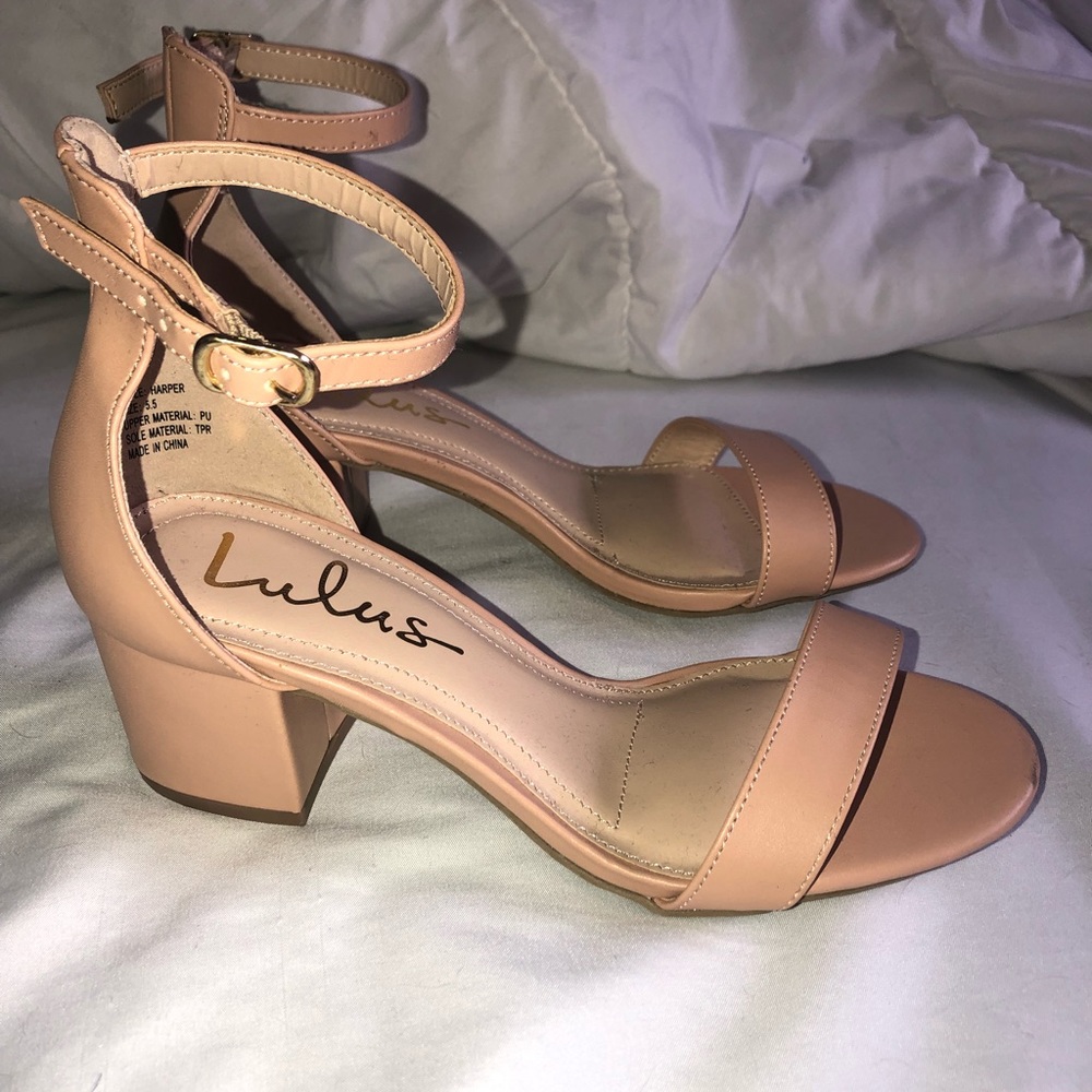 Brand new Lulus brand heels.